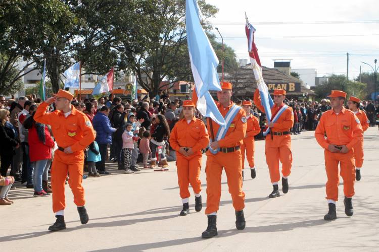 Se festejó del 25 de mayo con un gran despliegue superando las expectativas de los Arroyitenses