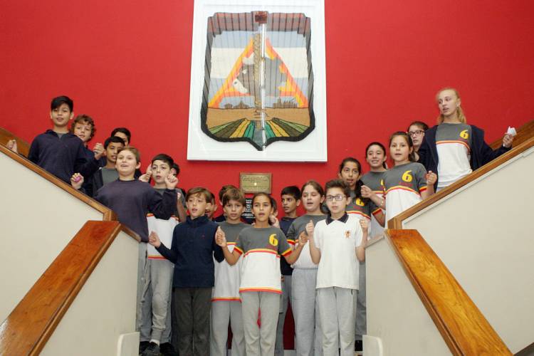 Alumnos  de la escuela Santa María de Cervellón preparándonos para el Adviento