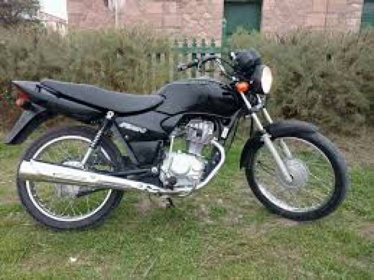 Robaron una moto en la Terminal que no tenia ninguna medida de seguridad