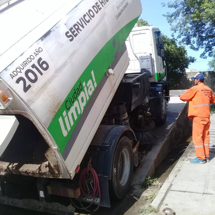 Se intensifican los trabajos de Servicios Públicos