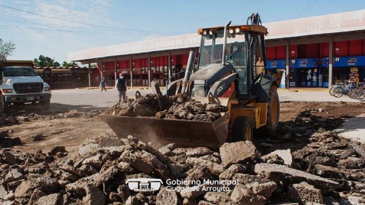 RENOVACIÓN DE LA PLATAFORMA DE LA TERMINAL DE ÓMNIBUS