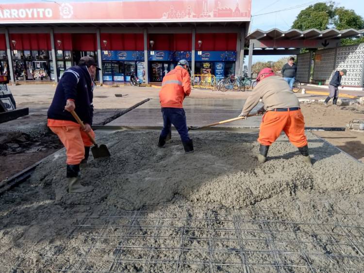 SE REALIZAN REPARACIONES EN EL PLAYÓN DE LA TERMINAL