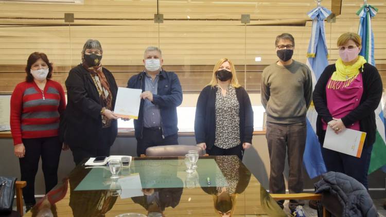 EL INTENDENTE GUSTAVO BENEDETTI GESTIONÓ UN IMPORTANTE BENEFICIO PARA ACERCAR