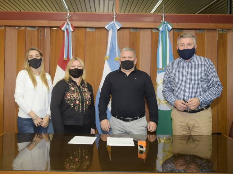 NUEVA ETAPA DE COMPROMISO SOCIAL Y COMUNITARIO A TRAVÉS DE UN ACUERDO CON COMERCIANTES