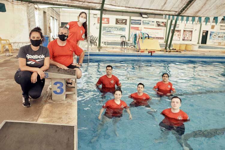 CAPACITACIÓN EN RCP, PRIMEROS AUXILIOS Y RESCATE ACUÁTICO PARA PERSONAL DEL BALNEARIO