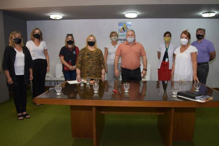 EL INTENDENTE SE REUNIÓ CON DIRECTIVOS DE LAS ESCUELAS PRIVADAS DE NUESTRA CIUDAD