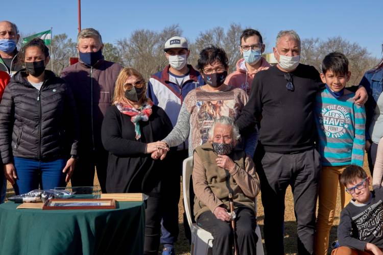 HOMENAJE A JESÚS FERNANDO VIDELA DURANTE LA APERTURA DEL TORNEO DE FÚTBOL DE LA LIGA REGIONAL DE SAN FRANCISCO