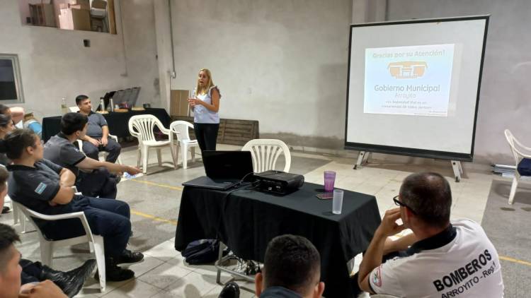 EL MUNICIPIO POTENCIA LAS CAPACITACIONES EN DISTINTAS INSTITUCIONES