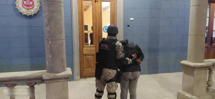 CON PENAS DE HASTA 6 AÑOS, CONDENAN A MADRE E HIJA POR VENDER DROGAS EN HUINCA RENANCÓ