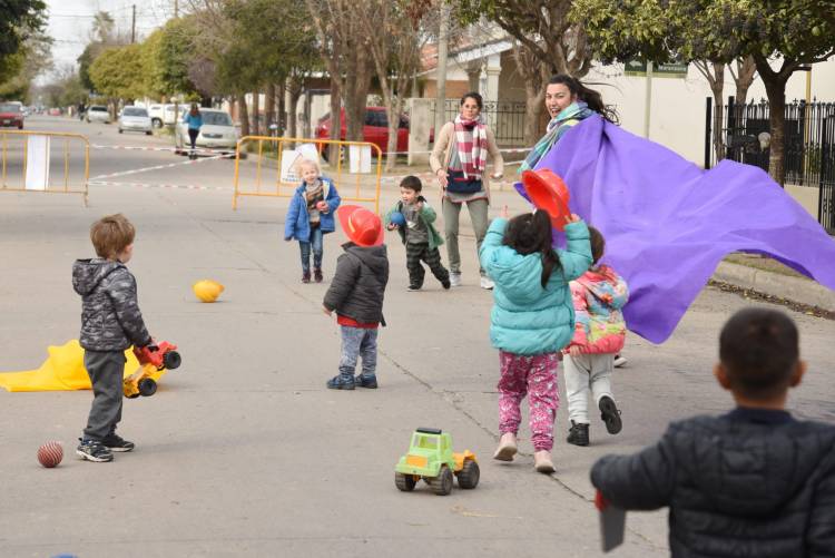 EL JUEGO Y PARTICIPACIÓN EN LA PRIMERA INFANCIA COMO PRIORIDAD EN LA CIUDAD