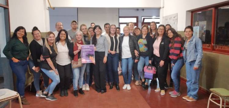 CONTINÚAN LOS TALLERES SOBRE LA CAMPAÑA DE SENSIBILIZACIÓN CONTRA LA VIOLENCIA DE GÉNERO