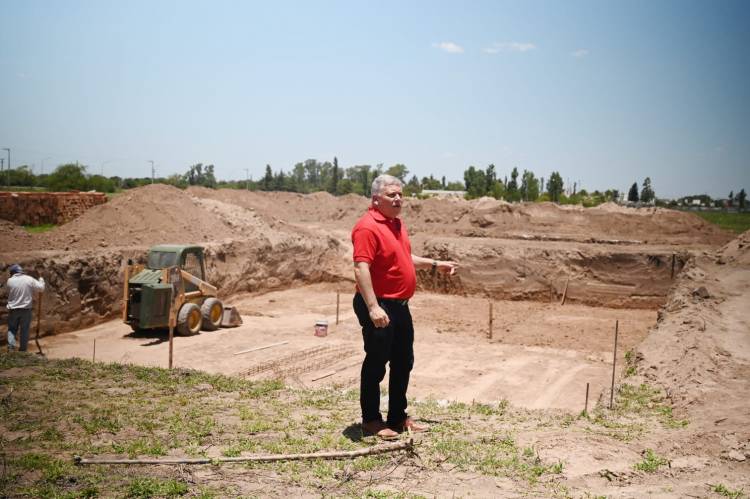 ARROYITO TENDRÁ SU PROPIA PILETA DE NATACIÓN MUNICIPAL Y PARQUE DE ESPARCIMIENTO