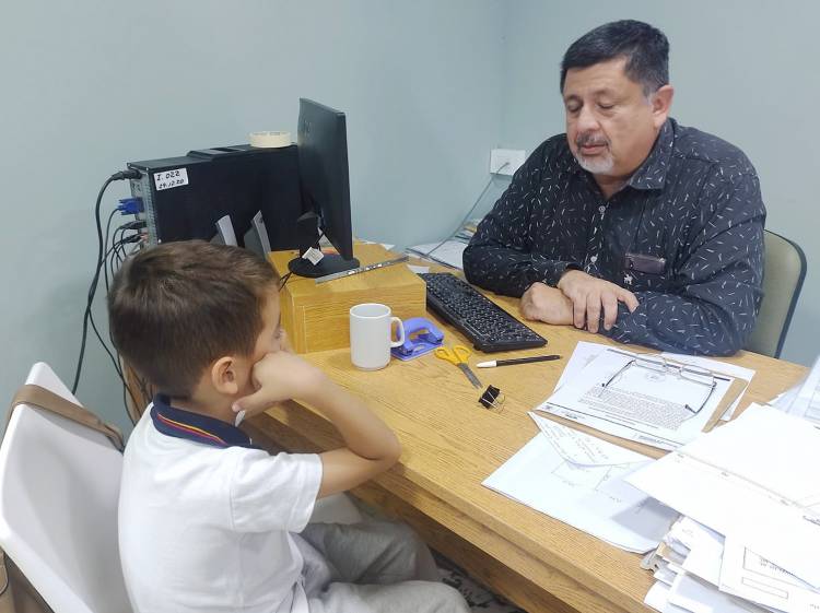 HAY HISTORIADORES PARA RATO