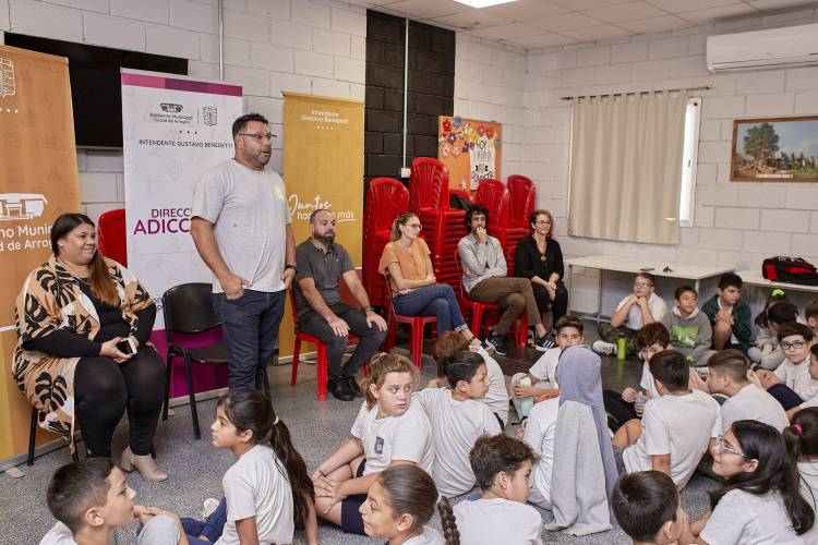 SE LLEVARON A CABO LAS TRES JORNADAS SOBRE PREVENCIÓN DEL CONSUMO DE DROGAS A CARGO DE SEBASTIÁN MASCHERANO