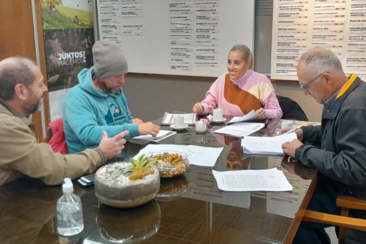 EL INTENDENTE BENEDETTI, TRAS INTENSIVAS GESTIONES, LOGRA AVANZAR JUNTO A VIALIDAD EN LA FACTIBILIDAD PARA LA COLOCACIÓN DE SEMÁFOROS EN LA INTERSECCIÓN DE LA RN 19