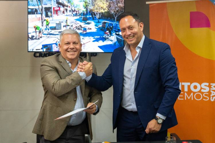 El intendente Benedetti realizó una nueva Firma de Convenio con Mina Clavero para promover el crecimiento sostenible