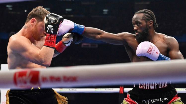 Terence Crawford venció a Canelo Álvarez y es nuevo campeón unificado supermediano