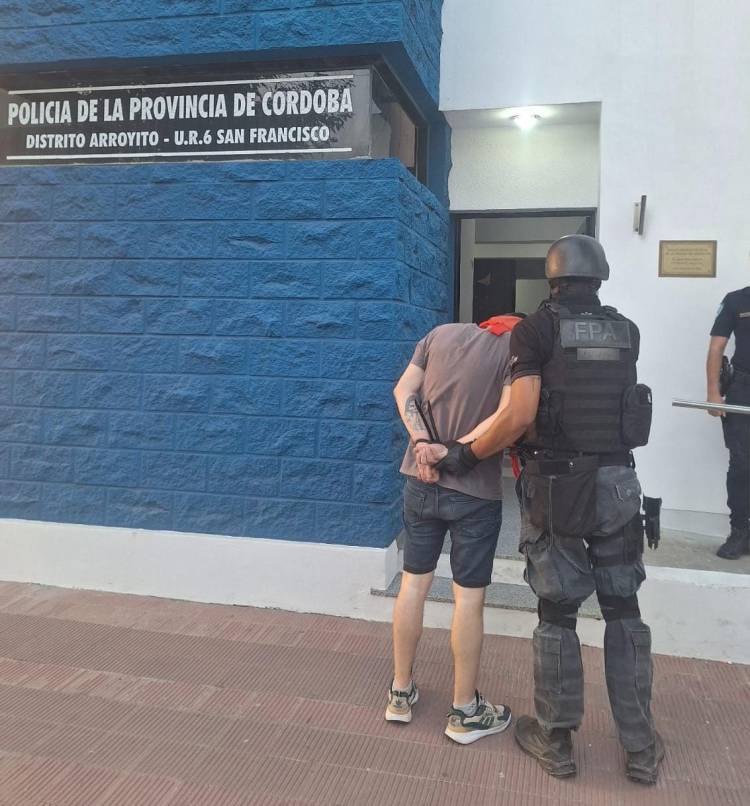 ARROYITO: UN DETENIDO POR VENDER COCAÍNA Y MARIHAUNA EN INMEDIACIONES A SU VIVIENDA