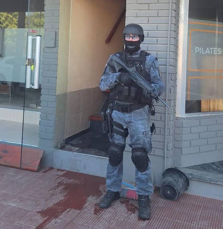ARROYITO: UN DETENIDO POR VENDER COCAÍNA Y MARIHAUNA EN INMEDIACIONES A SU VIVIENDA